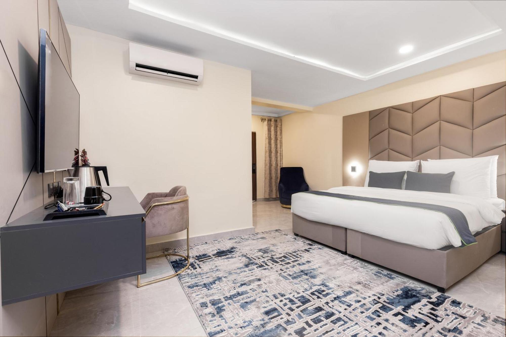 Stp Apartments อาบูจา ภายนอก รูปภาพ